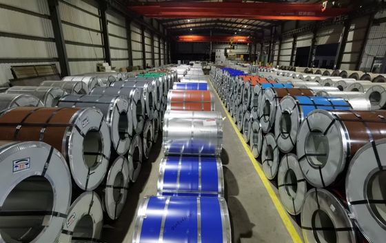 Coil d'acier PPGI/PPGL compétitif Q23B DX51D Coil d'acier galvanisé prépeint pour une largeur de 1000-1250 mm et une longueur personnalisée