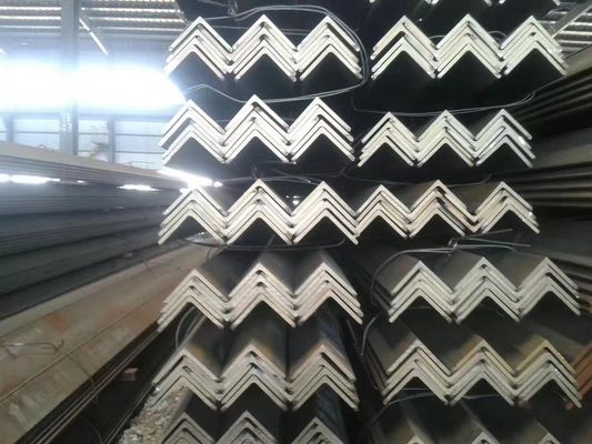 Profils en acier Ms Angel laminés à chaud avec une tolérance de premier degré et ± 1% Q235/Q345/SS400/ST37-2/ST52/Q420/Q460/S235JR/S275JR/S355JR