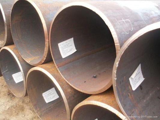 Pipe en acier soudé à couture droite avec une épaisseur nominale de paroi de 2 à 6 mm Tolérance ± 1% Forme de section Ronde