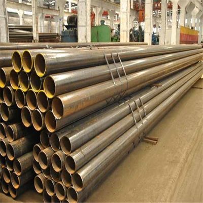 Pipe en acier soudé à couture droite avec une épaisseur nominale de paroi de 2 à 6 mm Tolérance ± 1% Forme de section Ronde