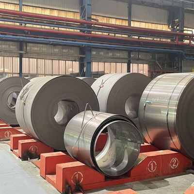 SGCC SPCC DX51D Q195 Q235 Ss400 ASTM JIS Coil de tôle d'acier au carbone galvanisé à froid avec service de traitement de perforation