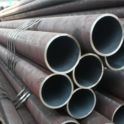Pipe en acier sans soudure destinée au service de traitement du soudage/pipe à tubes en alliage de carbone laminée à chaud