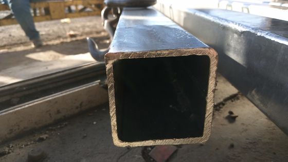 Pièces et tubes en acier galvanisé carré et rectangulaire pour bâtiments industriels à serre avec service de traitement de décoiling