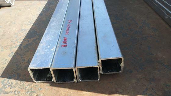 Tubes en acier galvanisé carré soudés en fer noir rectangulaire de haute précision avec une tolérance de ± 1% et une technique de laminage à chaud