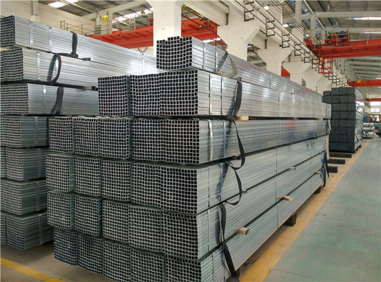 Tubes en acier galvanisé carré soudés en fer noir rectangulaire de haute précision avec une tolérance de ± 1% et une technique de laminage à chaud