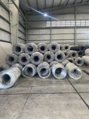 45x45x3 mm d'acier à angle de coupe au laser poli EN ASTM JIS DIN GB A36 Q195 L pour la construction