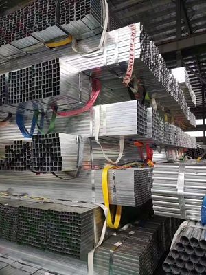 Sortie Q235 Pipe en acier galvanisé carré à trempage à chaud pour plusieurs diamètres Tolérance ± 1%