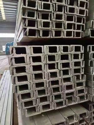 80x40x3mm canaux galvanisés U pour les systèmes de murs de rideau structurels non-alliage et largeur de bride selon vos exigences
