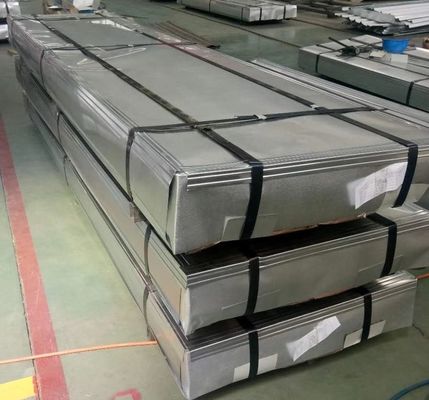 Résistance élevée à la corrosion en acier galvanisé ondulé Prix des tôles de toiture en fer pour applications polyvalentes