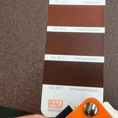 Résistance à la corrosion par trempage à chaud Z60 0,2 mm 0,4 mm 1200 mm PPGI bobine en acier revêtu de couleur avec peinture PE HDP SMP PVDF