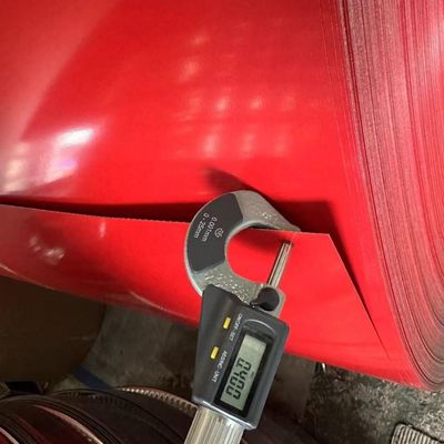 Top- Livré 0.2mm-0.8mm PPGI bobine revêtue de couleur Parfait pour la fabrication de petits outils et largeur régulière 1000/1250mm