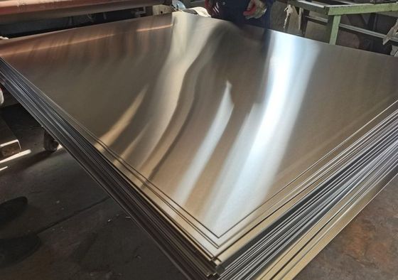 2B Finition de surface ASTM SUS S15500 S17400 S13800 1 mm 1,5 mm 2,5 mm 201 304 316 321 430 Plaque en acier inoxydable à plaque plate en bobine