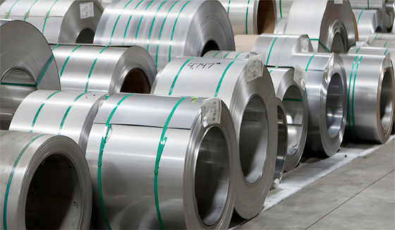 Coil à bande laminée à froid ASTM AISI 201 301 304 316 316 410 421 430 0,1-3,0 mm Coil en acier inoxydable pour l'acier de qualité 441