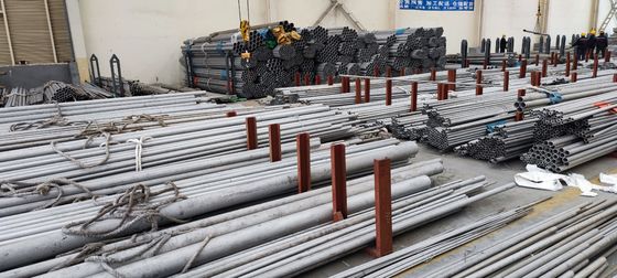Tolérance des tuyaux en acier inoxydable ± 1% Type de ligne de soudage sans soudure pour les tuyaux SS 201 202 304 316 316 l