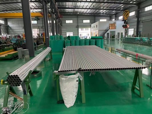 Tubes en acier inoxydable 304/316L pour tuyaux sans soudure à paroi épaisse dans les conduites d'eau