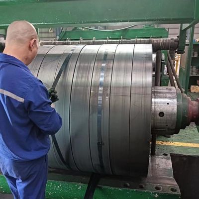 Coils laminés à chaud en acier au carbone noir à haute résistance ASTM A36 A283 A387 Q235 Q345 S235jr d'épaisseur 3-200 mm