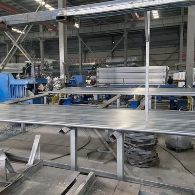 Section creuse en acier rectangulaire galvanisé à chaud pour la fabrication de conteneurs certifiée ISO9001