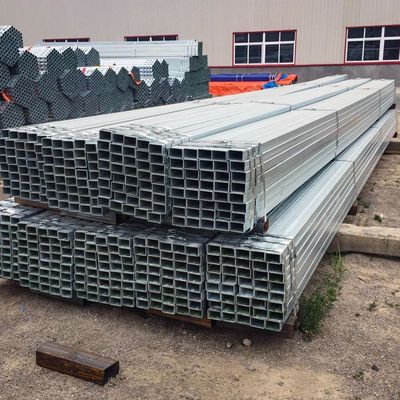 Pièces en acier carré pré-galvanisées de 4x4 pouces de haute capacité