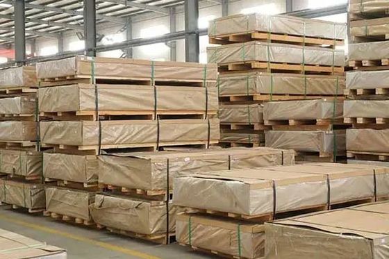 ISO9001 Certifié SPCC Q235 DC01 bobine en acier au carbone laminée à froid de 0,2 mm pour une meilleure valeur et une tolérance de ± 1%