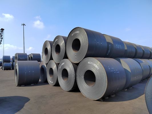 Service de traitement de perforation de bobines d'acier laminées à chaud A36 Q235B d'une épaisseur de 3 mm à 5 mm pour des applications structurelles