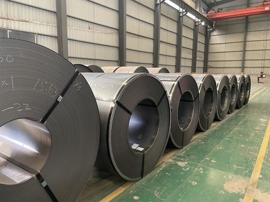 Service de traitement de perforation de bobines d'acier laminées à chaud A36 Q235B d'une épaisseur de 3 mm à 5 mm pour des applications structurelles