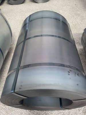 Q195 Q235B 1,5 mm 1,6 mm 1,9 mm bobine en tôle d'acier laminée à chaud bobine en acier au carbone avec une tolérance de ± 1% et une surface noire