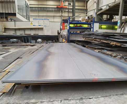 Plaques d'acier au carbone laminées à chaud A36 Ss400 Q235 Q355 Q345 1 mm 2 mm 3 mm d'épaisseur pour le traitement du décoiling