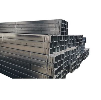 ASTM Gr60 A36 Q235 Q355 1045 Sch40 Forme de section carrée Tubes en acier au carbone laminés à chaud avec protection légèrement huilée