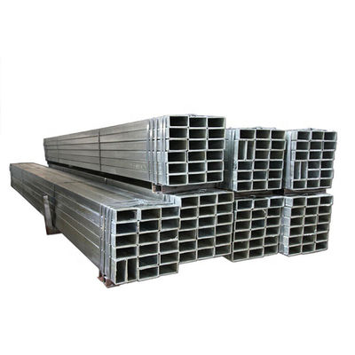 ASTM Gr60 A36 Q235 Q355 1045 Sch40 Forme de section carrée Tubes en acier au carbone laminés à chaud avec protection légèrement huilée