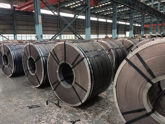 1250 Largeur HRC bobines en acier au carbone laminées à chaud avec coupe de pliage Services de soudage 2 mm 3 mm 5 mm Épaisseur de la peau Oui